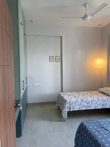 Room in 2 BHK Apartment at Kondapur – for Rent