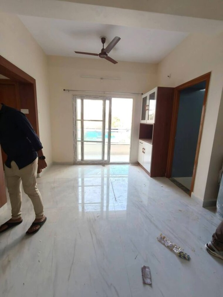 Room, kondapur 2 Bedroom 1150 Sq.Ft. Apartment In Kondapur Hyderabad 9857133