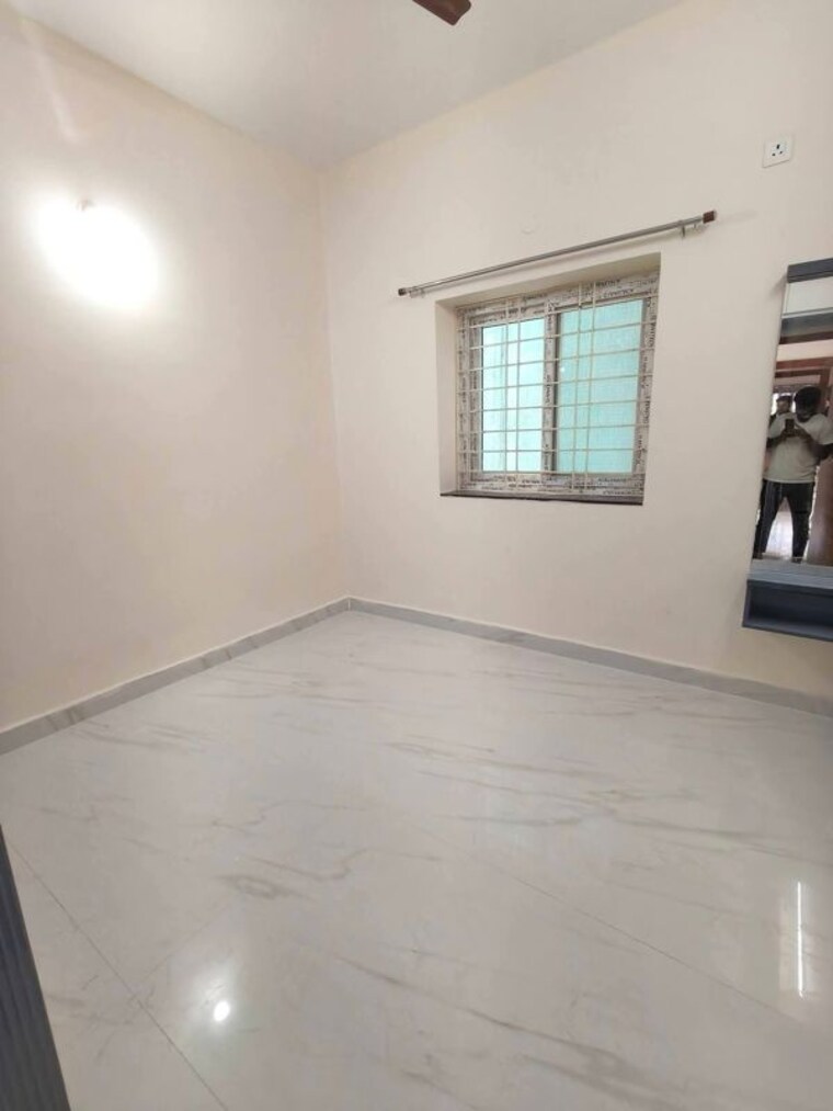 Room, kondapur 2 Bedroom 1150 Sq.Ft. Apartment In Kondapur Hyderabad 9857133