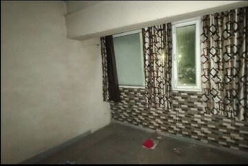 Room in 3 BHK Builder Floor at Sector 45 – for Rent