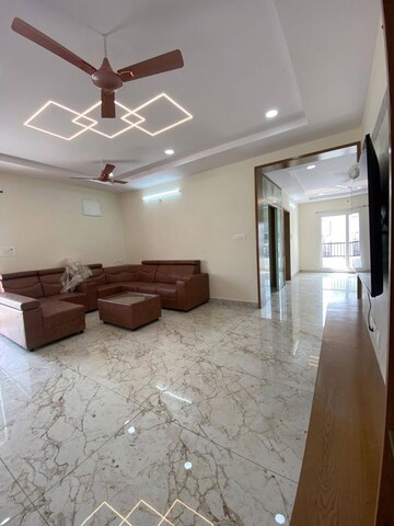 Living Room in 3 BHK Apartment at Kondapur – for Rent