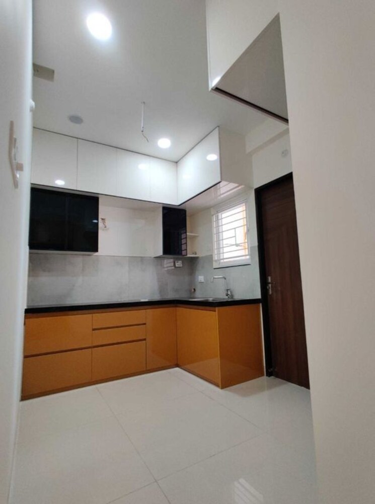 Kitchen, my-home-sayuk 3 Bedroom 1573 Sq.Ft. Apartment In Tellapur Hyderabad 9857149
