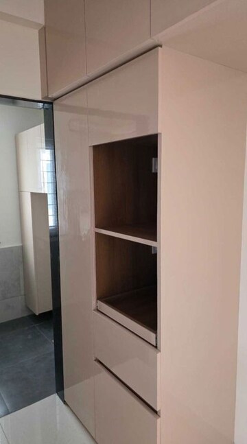 Room in 3 BHK Apartment at My Home Sayuk, Tellapur – for Rent