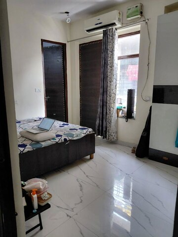 3 BHK Builder Floor For Rent in Patel Nagar Society, Sector 15