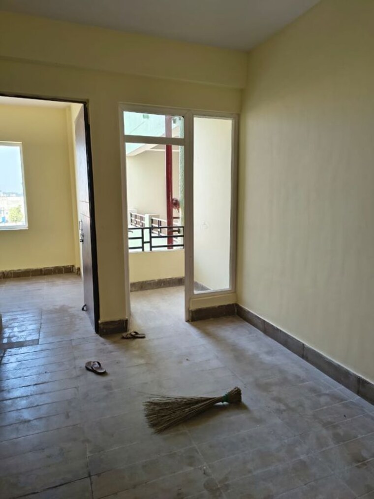 Room, kailasha-enclave 1 Bedroom 475 Sq.Ft. Apartment In Sultanpur Road Lucknow 9857171