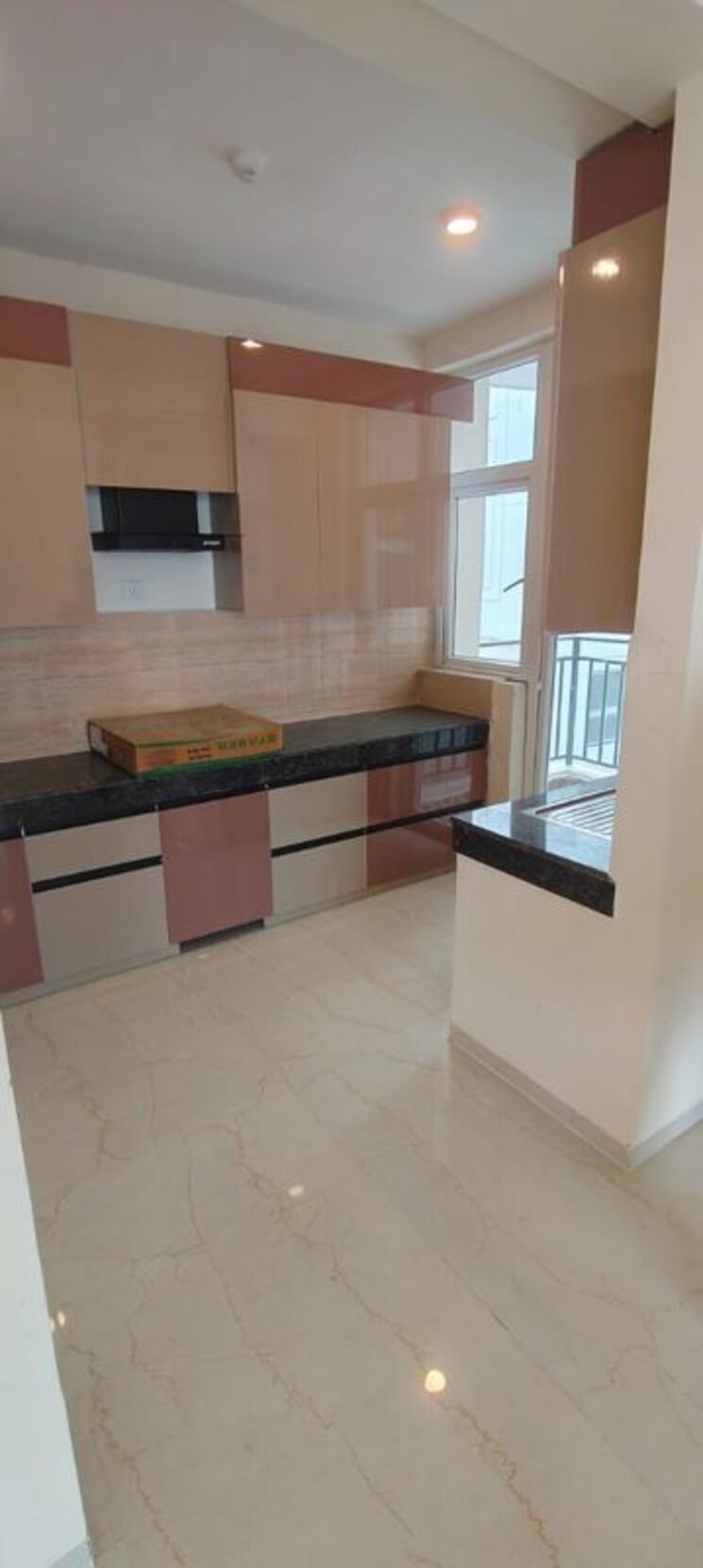 Kitchen, omaxe-the-palace 3 Bedroom 1550 Sq.Ft. Apartment In Gomti Nagar Lucknow 9164781