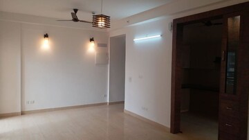 Room in 4 BHK Apartment at Gaur Chrysalis, Sector 22d Yamuna Expressway – for Sale