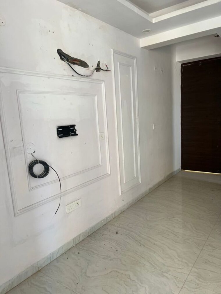 Floor Plan, raj nagar extension Commercial Office Space 668 Sq.Ft. In Raj Nagar Extension Ghaziabad 9264577