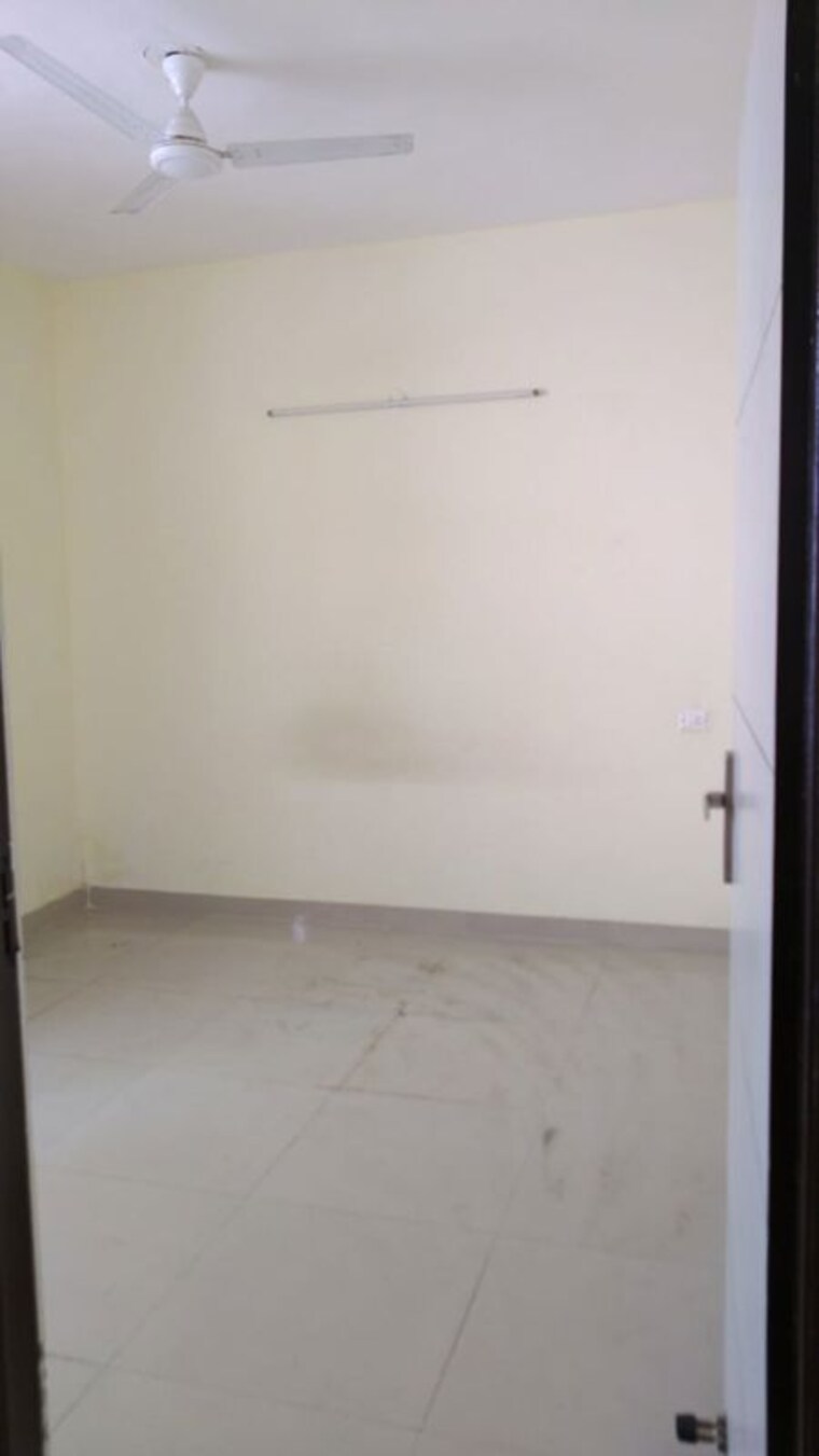 Room, nk-sharma-savitry-greens-2 2 Bedroom 802 Sq.Ft. Apartment In Ghazipur Zirakpur 9624224