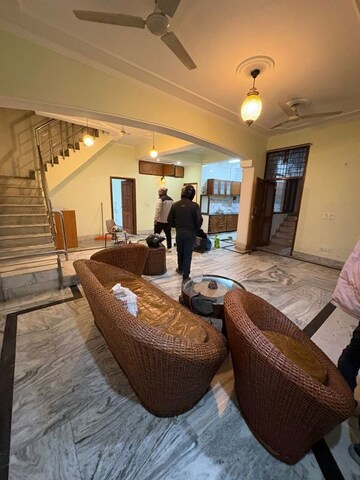 2 BHK Builder Floor For Rent in Sector 41