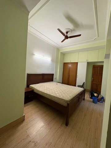 Bedroom in 2 BHK Builder Floor at Sector 41 – for Rent