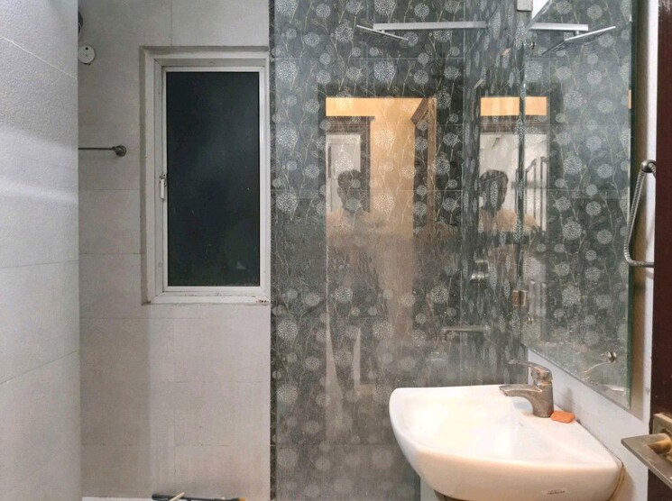 Bathroom, jm-aroma 3 Bedroom 993 Sq.Ft. Apartment In Sector 75 Noida 9857212