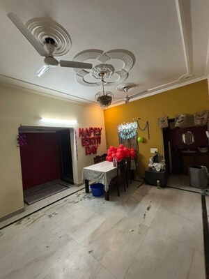 Living Room in 3 BHK Builder Floor at Sector 15 – for Rent