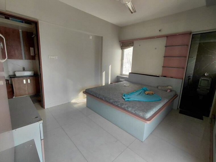 Bedroom, saarrthi-shimmer-n-shine 3 Bedroom 1548 Sq.Ft. Apartment In Vadgaon Budruk Pune 9857243