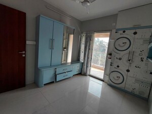 Room in 3 BHK Apartment at Saarrthi Shimmer N Shine, Vadgaon Budruk – for Rent