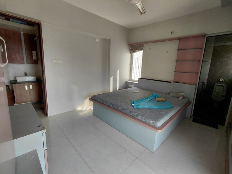 Bedroom, saarrthi-shimmer-n-shine 3 Bedroom 1548 Sq.Ft. Apartment In Vadgaon Budruk Pune 9857247