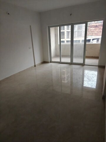 Room in 3 BHK Apartment at Tribeca Yoo One, Nibm – for Rent