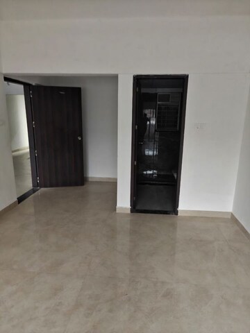 Room in 3 BHK Apartment at Tribeca Yoo One, Nibm – for Rent