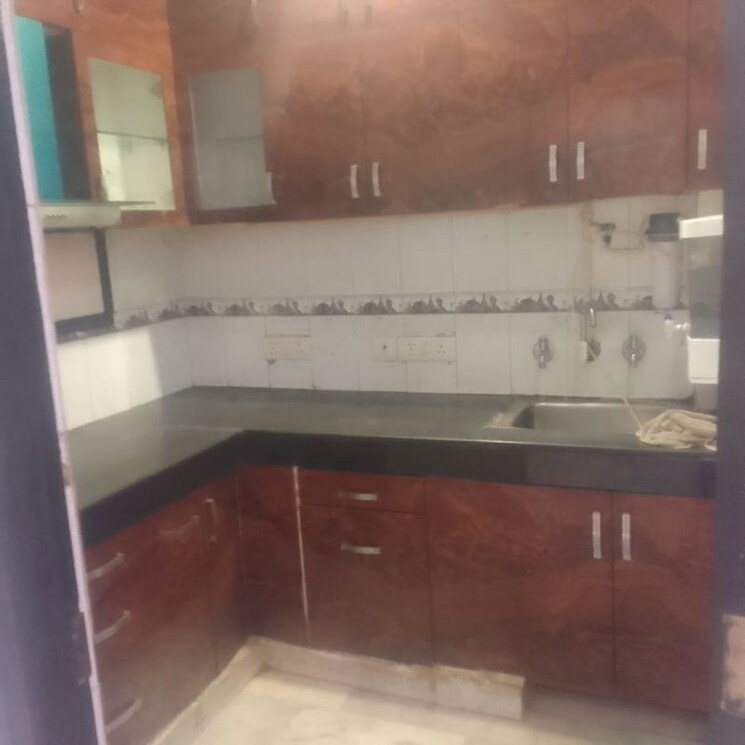 Kitchen, patel nagar 2 Bedroom 1000 Sq.Ft. Builder Floor In Patel Nagar Delhi 9857259