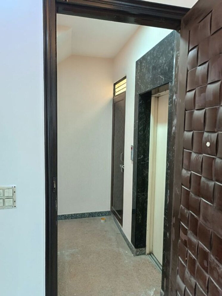 undefined, chittaranjan park 3 Bedroom 1440 Sq.Ft. Builder Floor In Chittaranjan Park Delhi 9857278