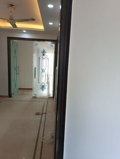 3 BHK + Servant Room Builder Floor For Sale in Chittaranjan Park
