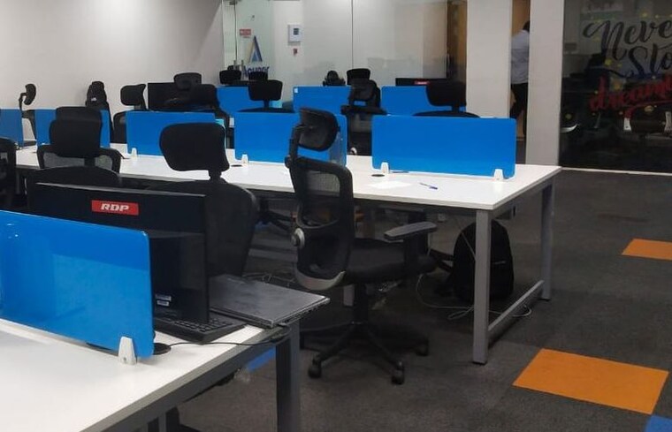 Team Area, metro-avenue-andheri-east Commercial Office Space 1891 Sq.Ft. In Andheri East Mumbai 9857303