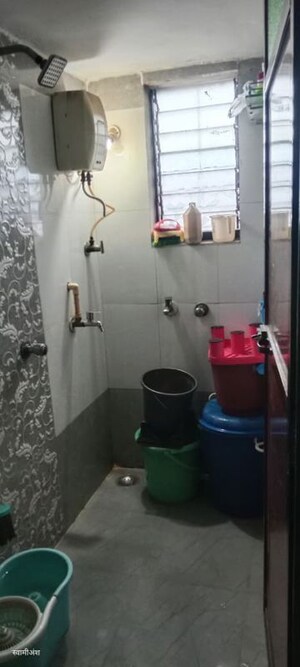 Bathroom in 1 BHK Apartment at Dombivli West – for Rent