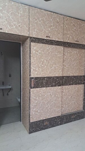 Furnished Amenities in 2 BHK Apartment at Aashna Samadhan, Goregaon West – for Rent