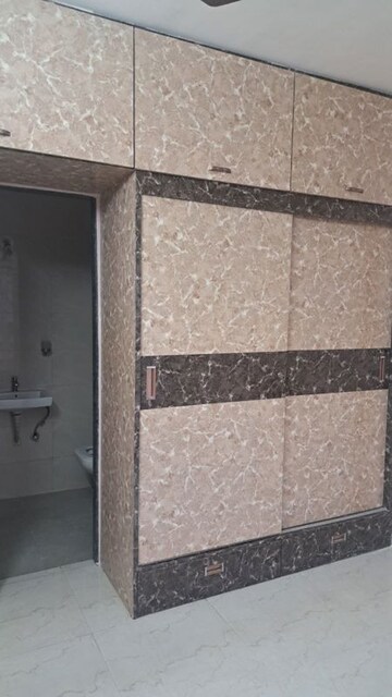 Furnished Amenities in 2 BHK Apartment at Aashna Samadhan, Goregaon West – for Rent