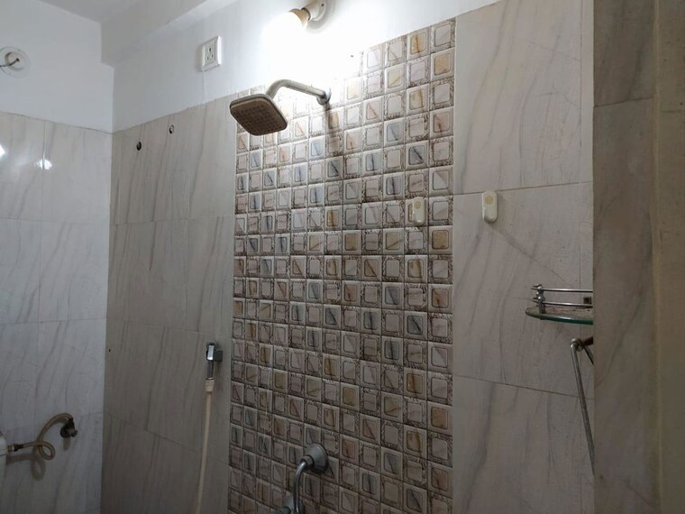 Bathroom, bora-ville 2 Bedroom 1000 Sq.Ft. Apartment In Kharadi Pune 9857319