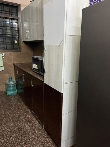 Kitchen in 3 BHK Builder Floor at Sector 31 – for Rent