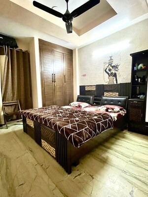 Bedroom in 3 BHK Builder Floor at Sector 31 – for Rent