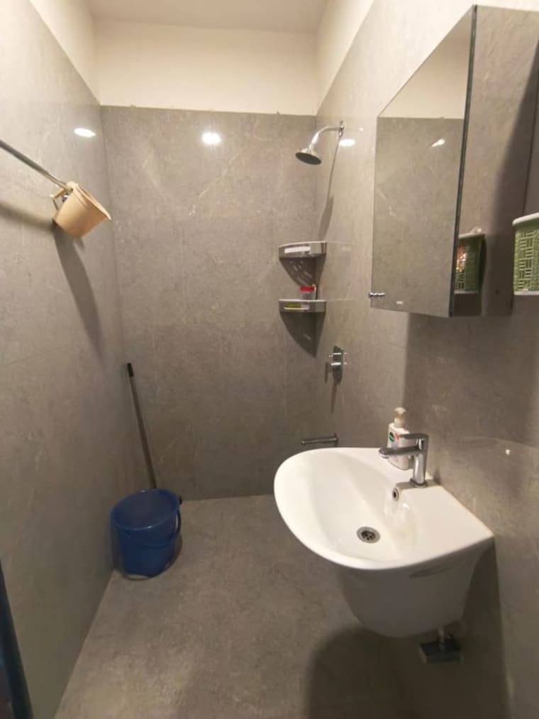 Bathroom, balmukund-apartment-chembur 2 Bedroom 1200 Sq.Ft. Apartment In Chembur Mumbai 9857358