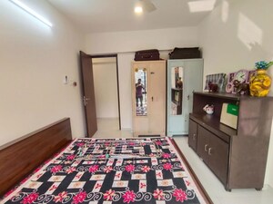 Bedroom in 2 BHK Apartment at Balmukund Apartment Chembur, Chembur – for Rent