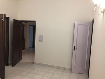 Room in 2 BHK Builder Floor at Uday Park – for Rent