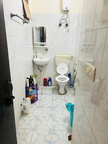 Bathroom in 1 BHK Builder Floor at RWA Apartments Sector 52, Sector 52 – for Rent