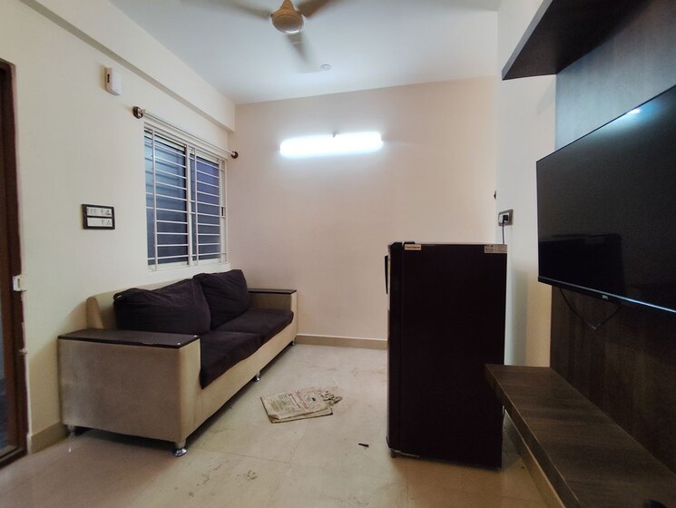 Living Room, btm layout 1 1 Bedroom 700 Sq.Ft. Apartment In Btm Layout 1 Bangalore 9847995