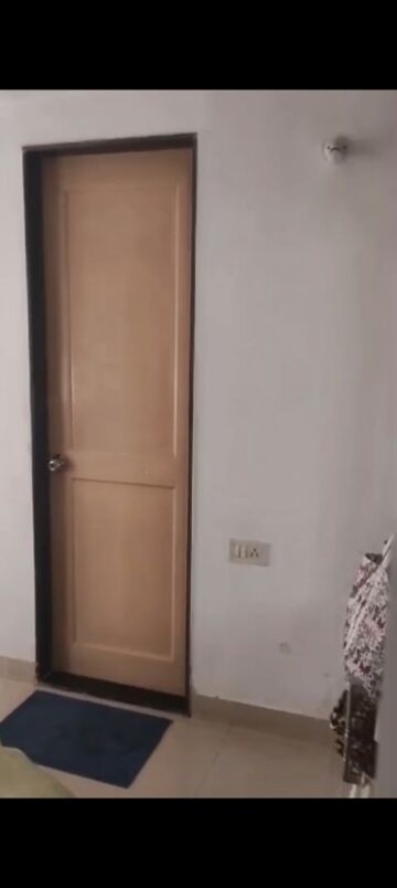 Furnished Amenities in 3 BHK Apartment at Dosti Clover, Wadala East – for Sale