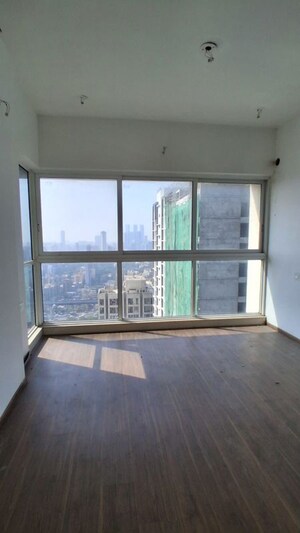 Room in 2 BHK Apartment at A And O F Residences Malad, Malad East – for Rent