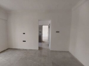 Room in 2 BHK Apartment at Crescent Silverwoods, Powai – for Rent