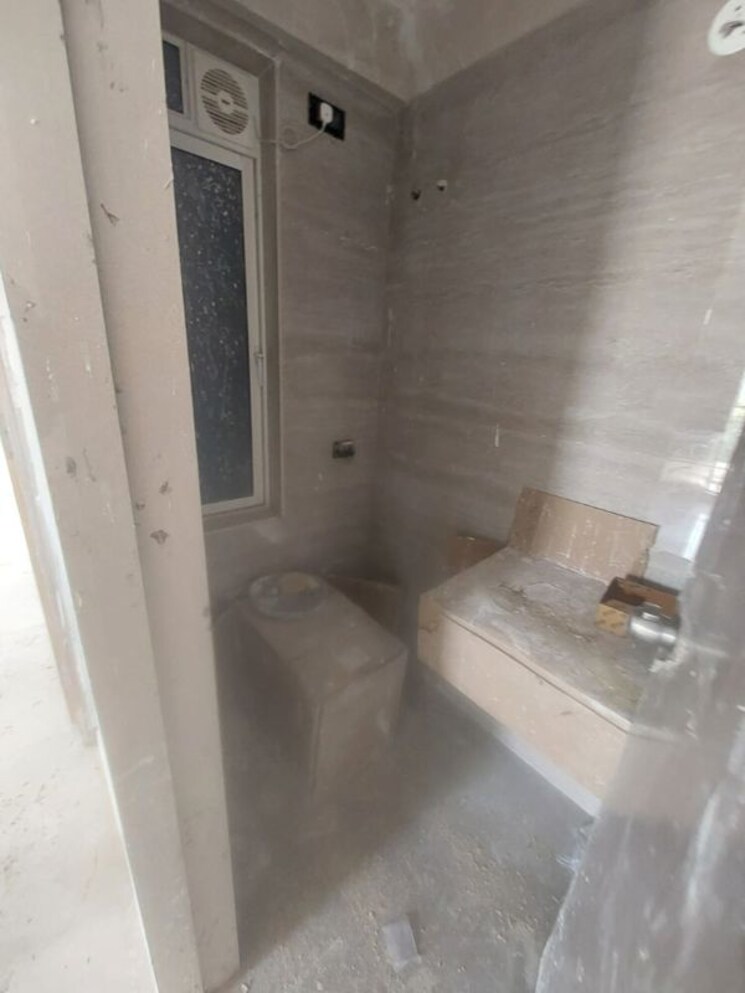 Bathroom, crescent-silverwoods 2 Bedroom 850 Sq.Ft. Apartment In Powai Mumbai 9857442