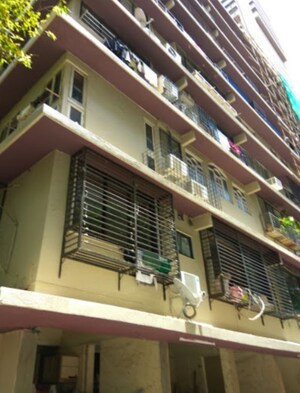 3 BHK Apartment For Sale in Walkeshwar