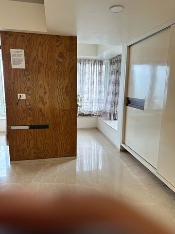 Room in 3 BHK Apartment at A1 Apartment, Malabar Hill – for Sale