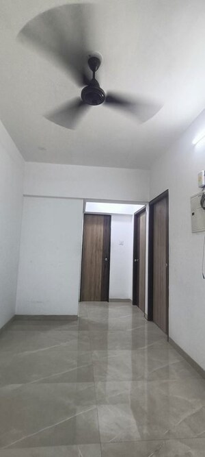 Room in 2 BHK Apartment at Shubham Seychelles, Santacruz East – for Rent