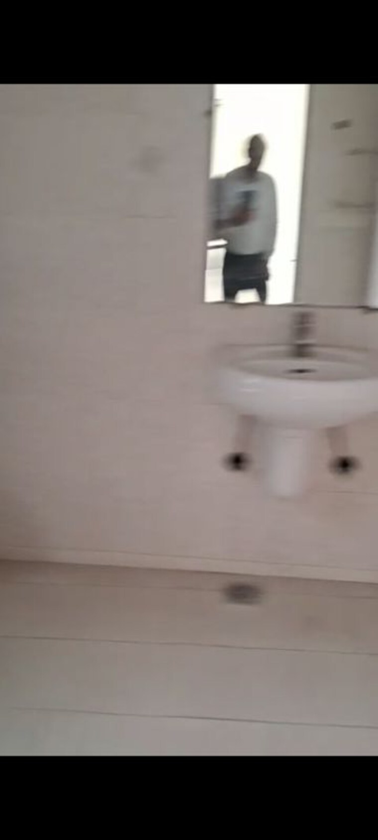 Bathroom, amrapali-sapphire 4 Bedroom 3000 Sq.Ft. Penthouse In Sector 45 Noida 9360802