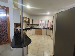 Building Lobby in 4 BHK Apartment at Indiranagar – for Rent