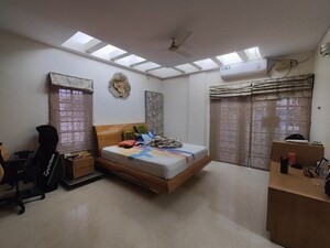 Living Room in 4 BHK Apartment at Indiranagar – for Rent