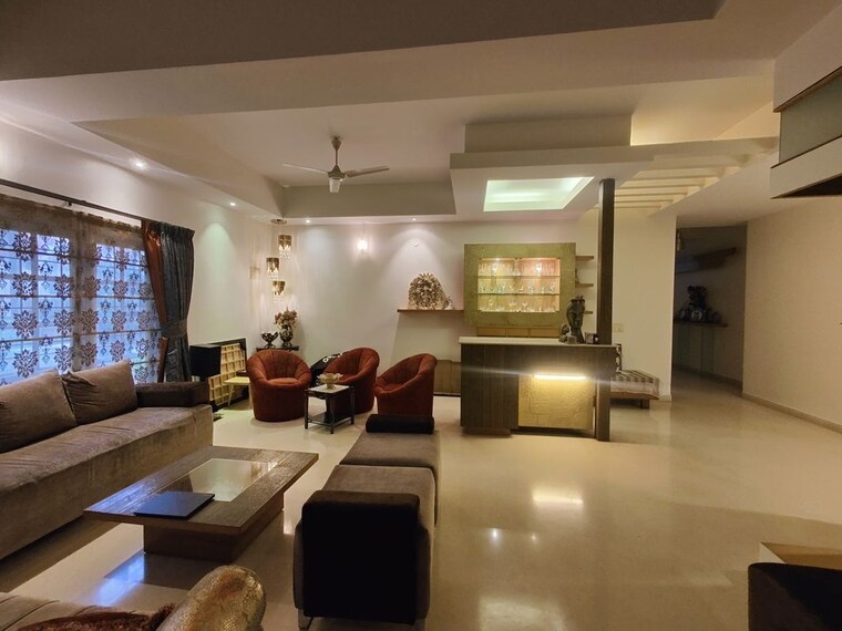 Living Room, indiranagar 4 Bedroom 4000 Sq.Ft. Apartment In Indiranagar Bangalore 9857481