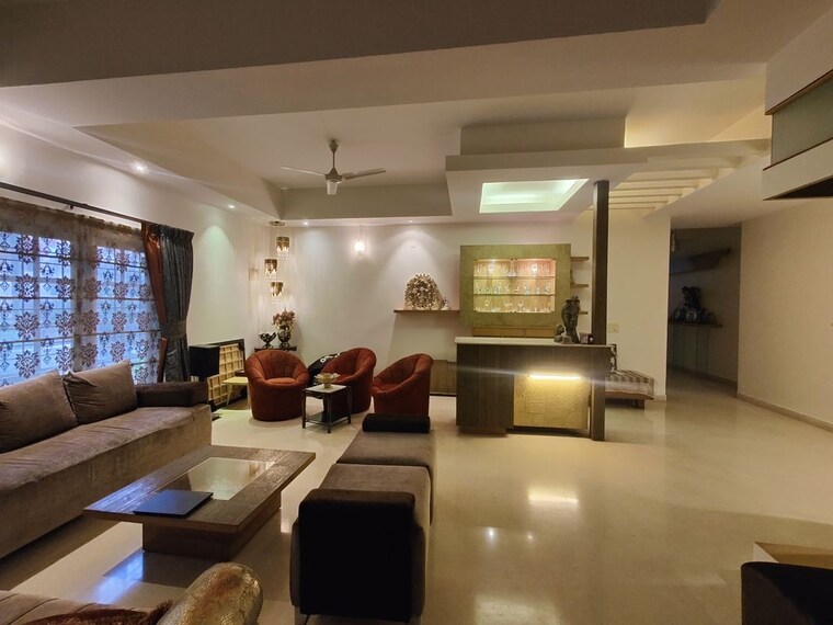 Living Room, indiranagar 4 Bedroom 4000 Sq.Ft. Apartment In Indiranagar Bangalore 9857481
