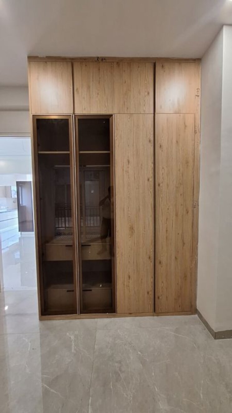 Room, shri-northview-avenue 3 Bedroom 2200 Sq.Ft. Apartment In Dyalpur Zirakpur 9857500